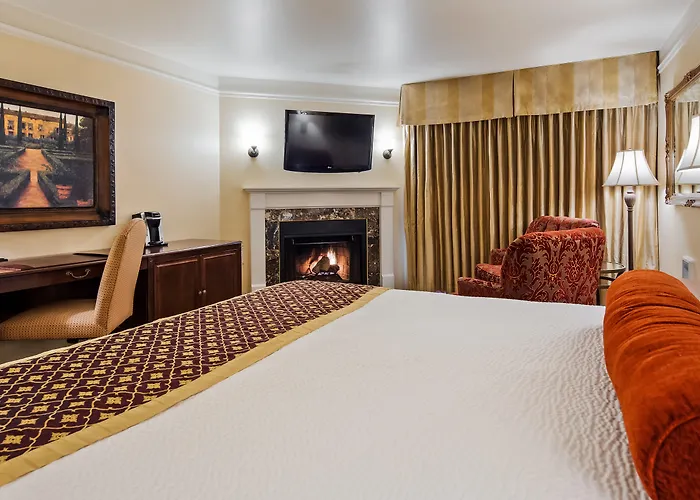 Victorian Inn Monterey
