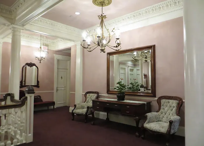 The Monterey Hotel